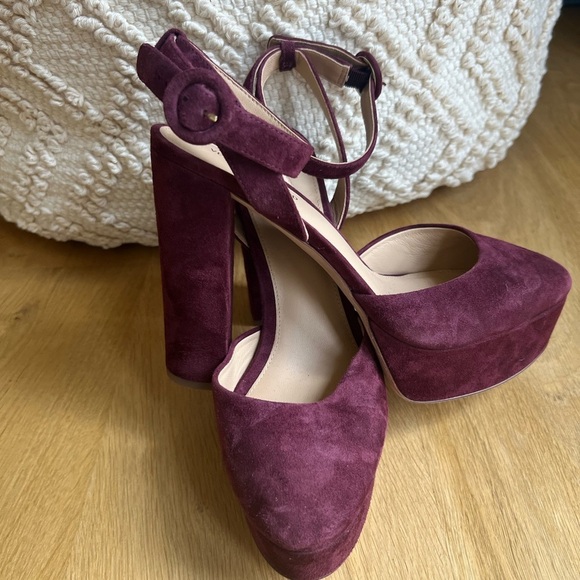 Veronica Beard Suede Magda Platform heels in Merlot - Picture 6 of 13